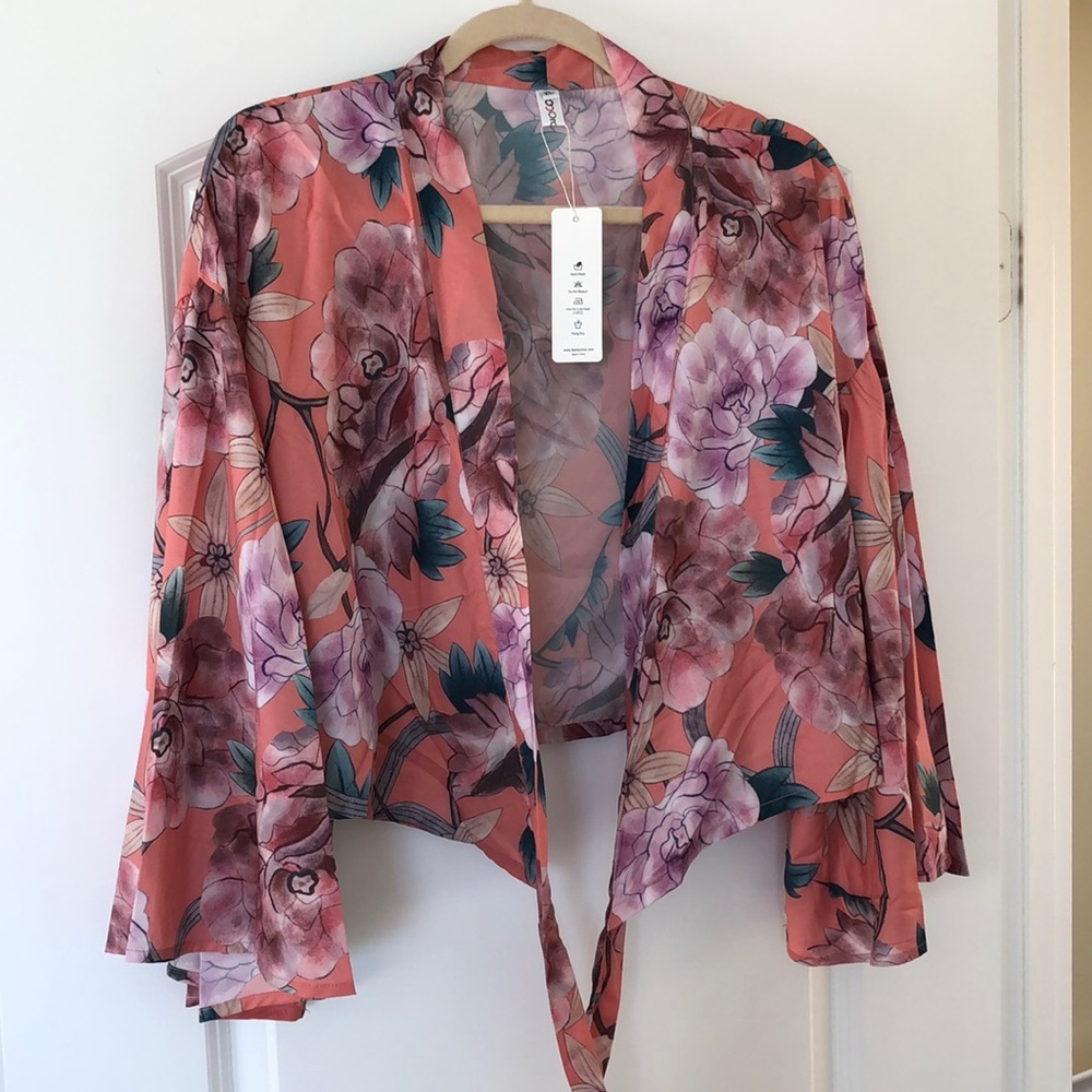 Tie-blouse